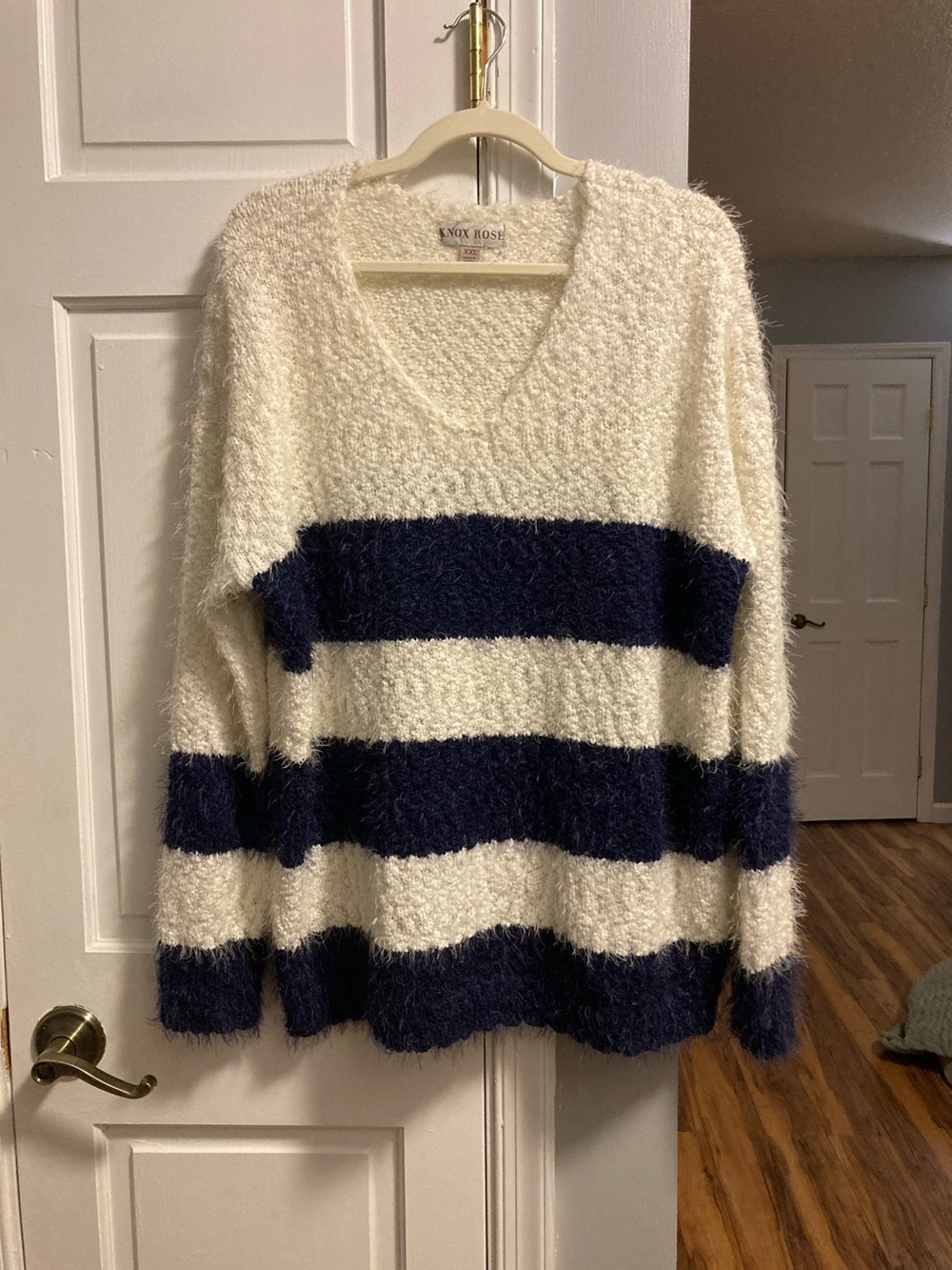 Knox Rose Cream & Navy Plush V-Neck Striped Sweater